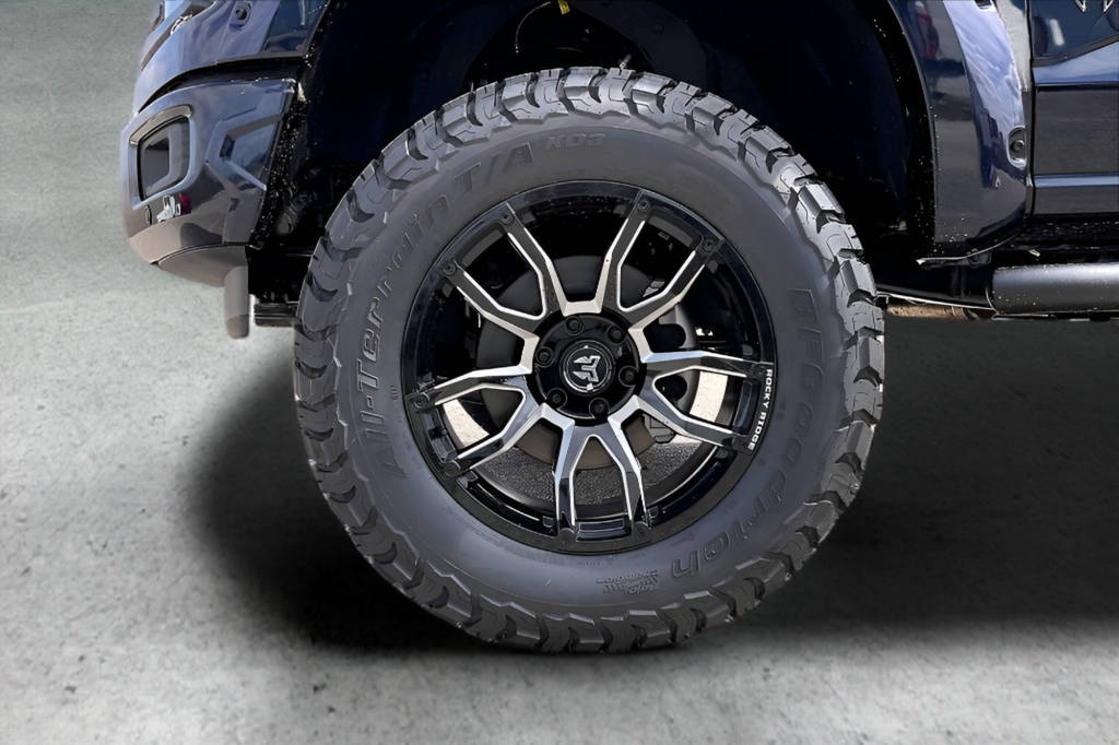 New 2026 Antimatter Blue Metallic Ford XLT image 12