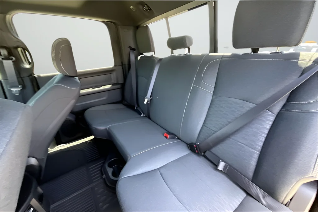 New 2026 Ceramic Gray Clearcoat RAM Tradesman image 21
