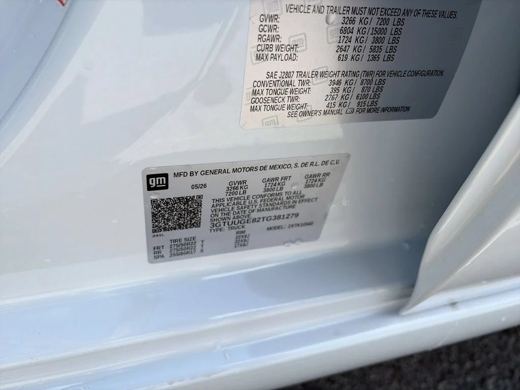 New 2026 Glacier White Tricoat GMC Denali image 40