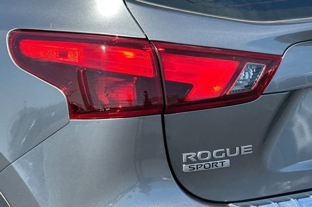 Used 2019 Gun Metallic Nissan SV image 30
