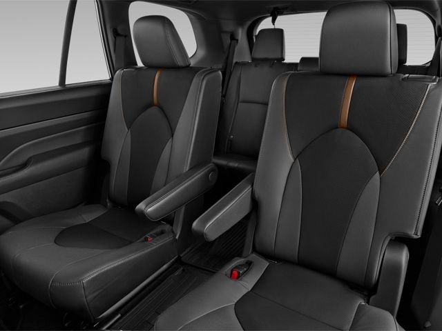 2024 Toyota Grand Highlander XLE - Photo 11