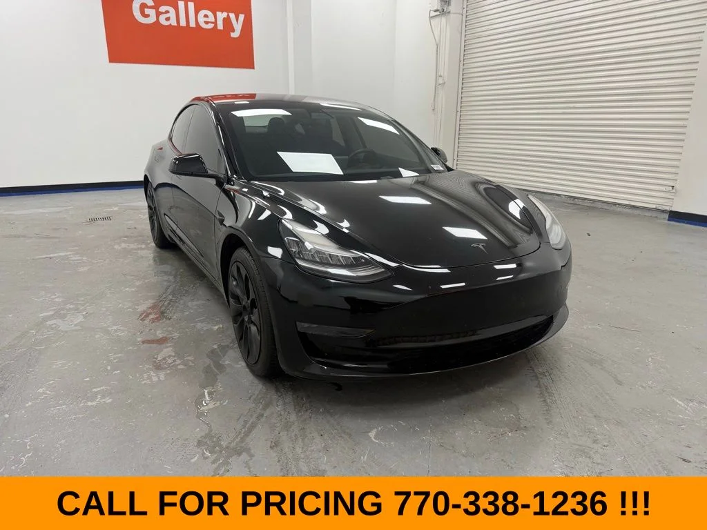 2019 Tesla Model 3 Rear-Wheel Drive Mid Range's photo
