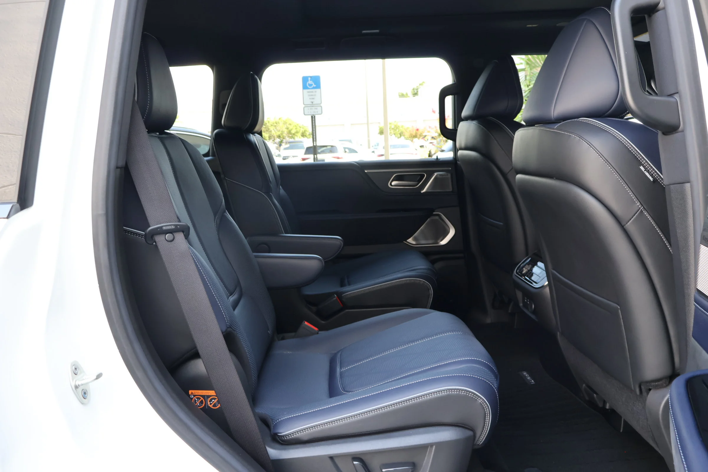 2026 INFINITI QX80 Sport - Photo 26