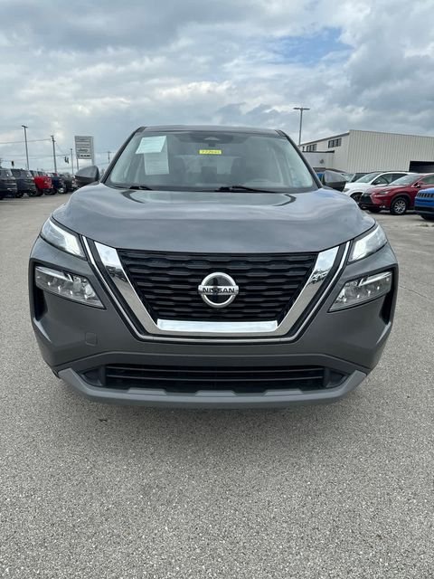 Used 2021 Gray Nissan SV image 13