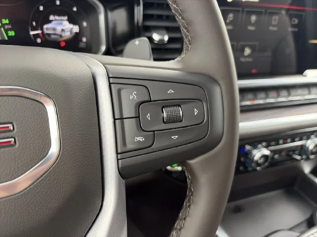New 2026 White GMC SLT image 22
