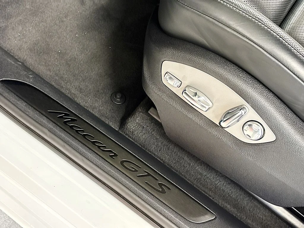 2022 Porsche Macan GTS - Photo 21