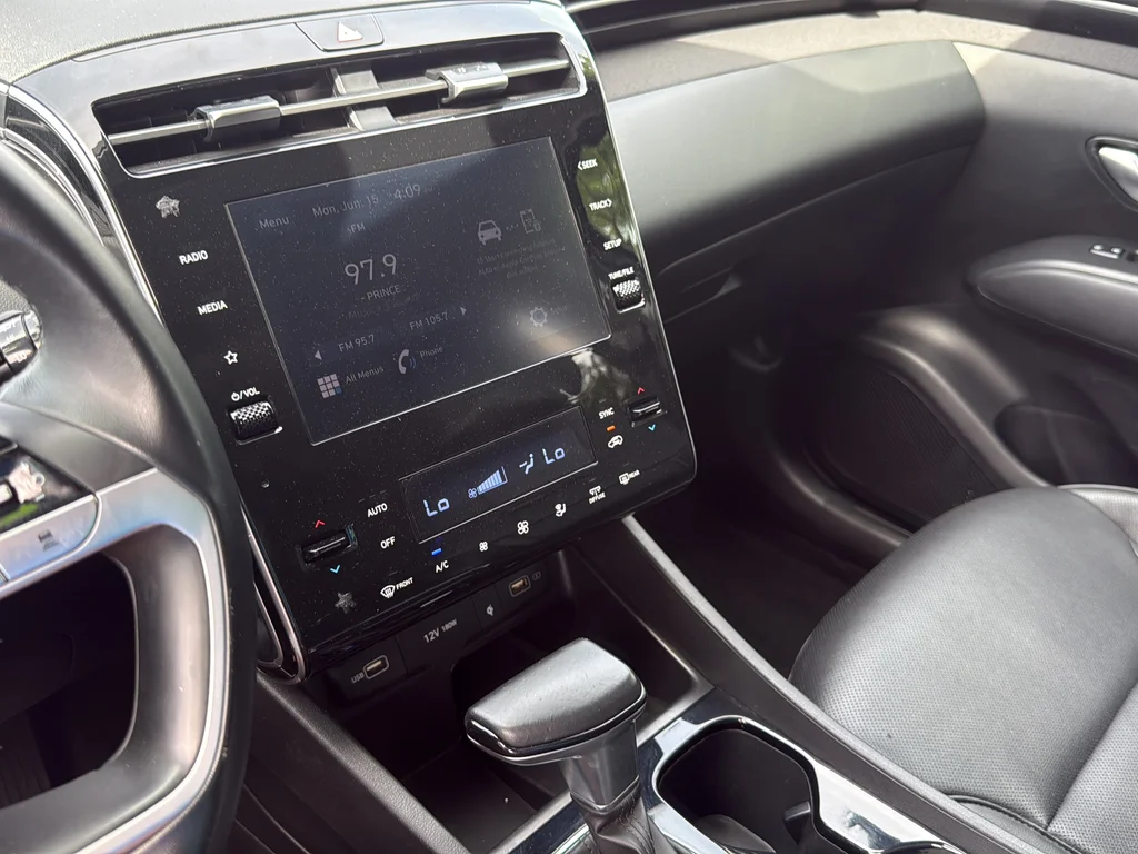 Used 2023 Gray Hyundai SEL image 25