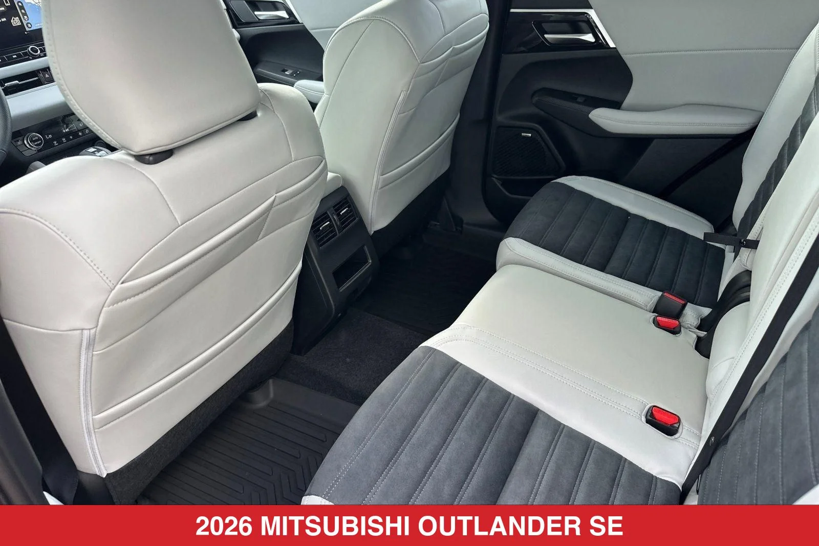 New 2026 Red Mitsubishi SE image 12