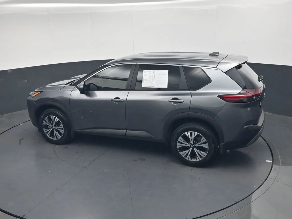 Used 2023 Gray Nissan SV image 29