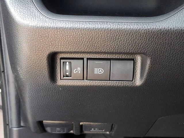 Used 2019 Gray Toyota LE image 25