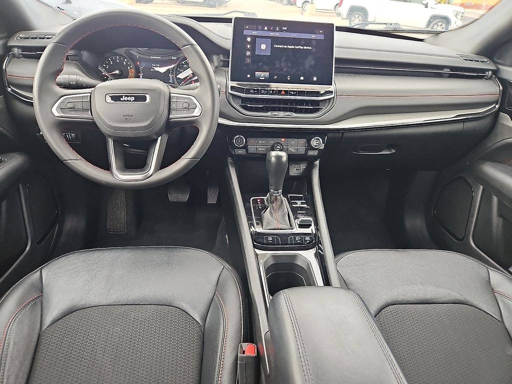 Used 2025 White Jeep Trailhawk image 12