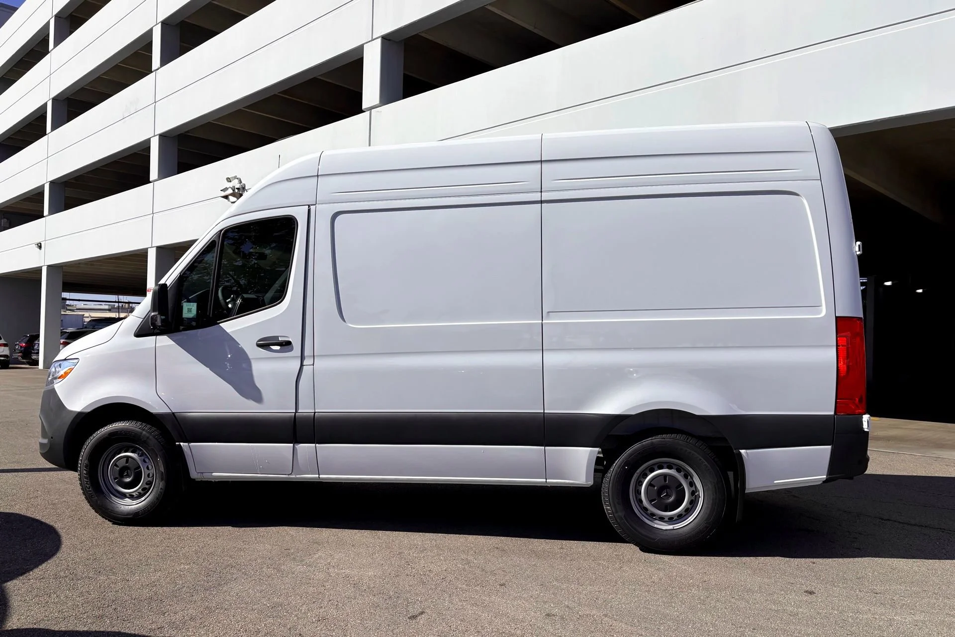 New 2026  Mercedes-Benz Cargo 144 WB image 4