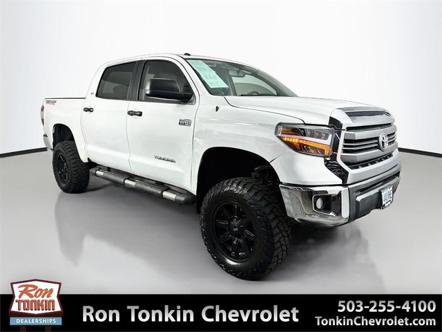 2015 Toyota Tundra SR5