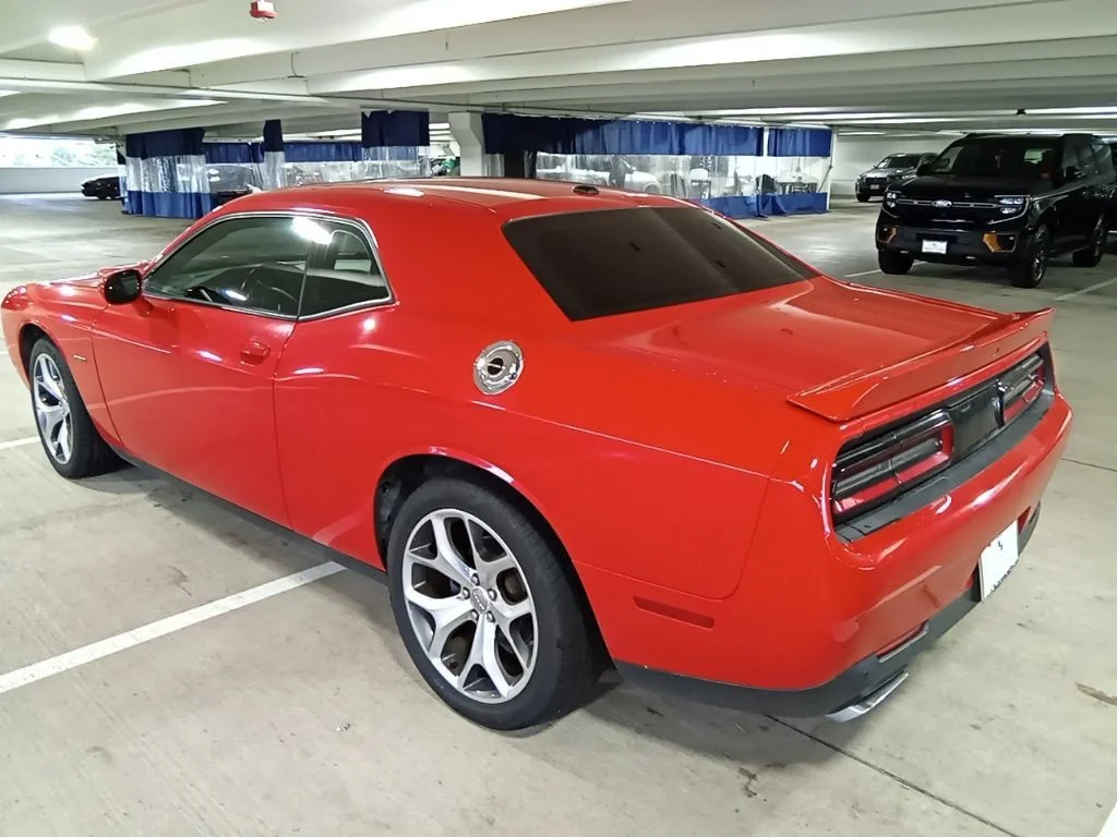 Used 2016 Torred Clearcoat Dodge R/T image 7