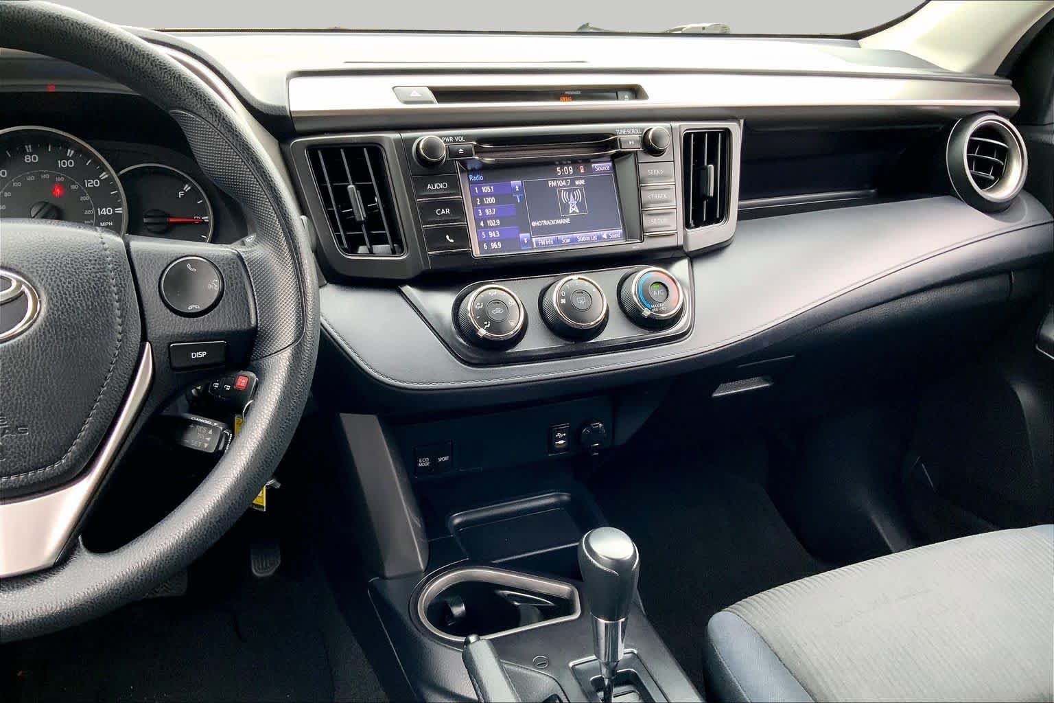 Used 2016 Magnetic Gray Metallic Toyota LE image 7