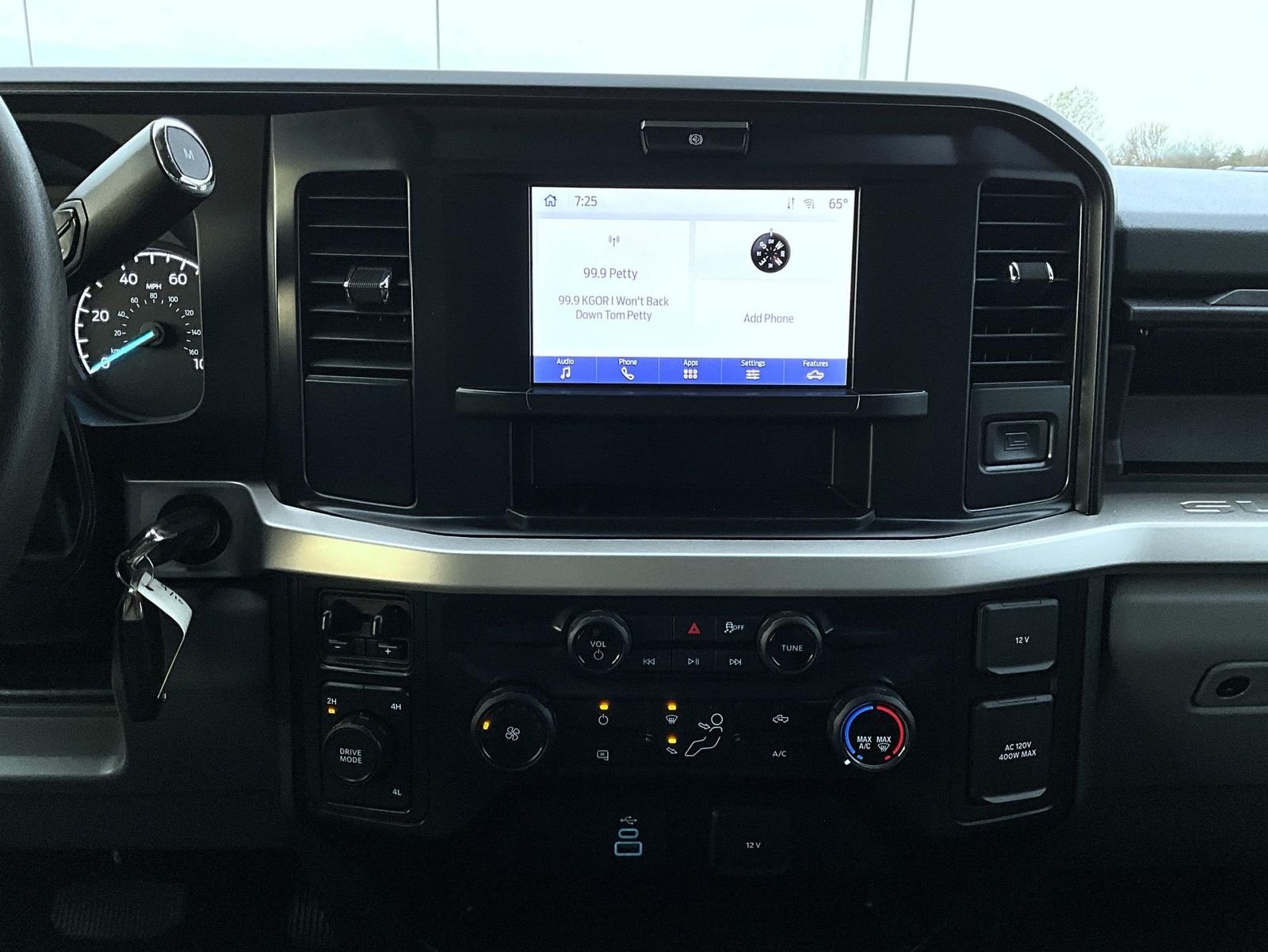 Used 2025 White Ford XLT image 14