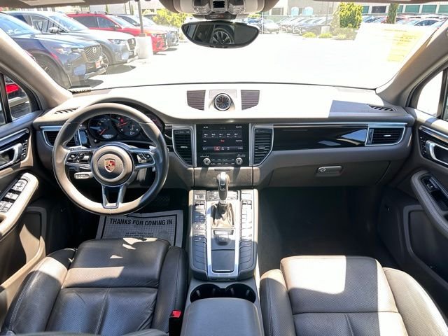 Used 2017 Rhodium Silver Metallic Porsche Base image 12