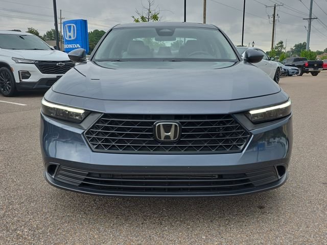 Used 2023 Meteorite Gray Metallic Honda EX image 8