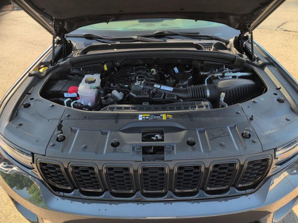 Certified Used 2023 Gray Jeep Altitude X image 28