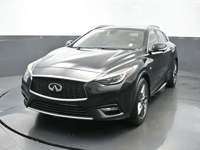 Used 2018 Black INFINITI ESSENTIAL image 1