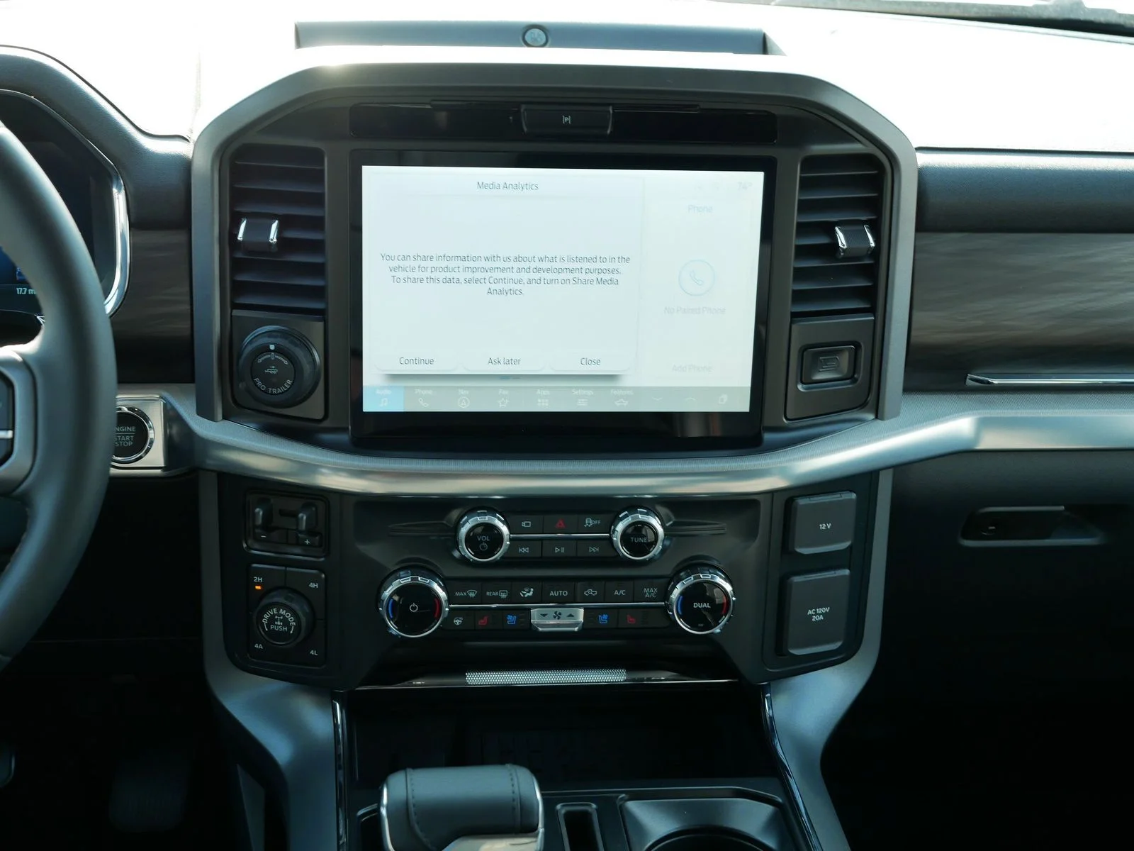 2025 Ford F-150 Lariat - Photo 19
