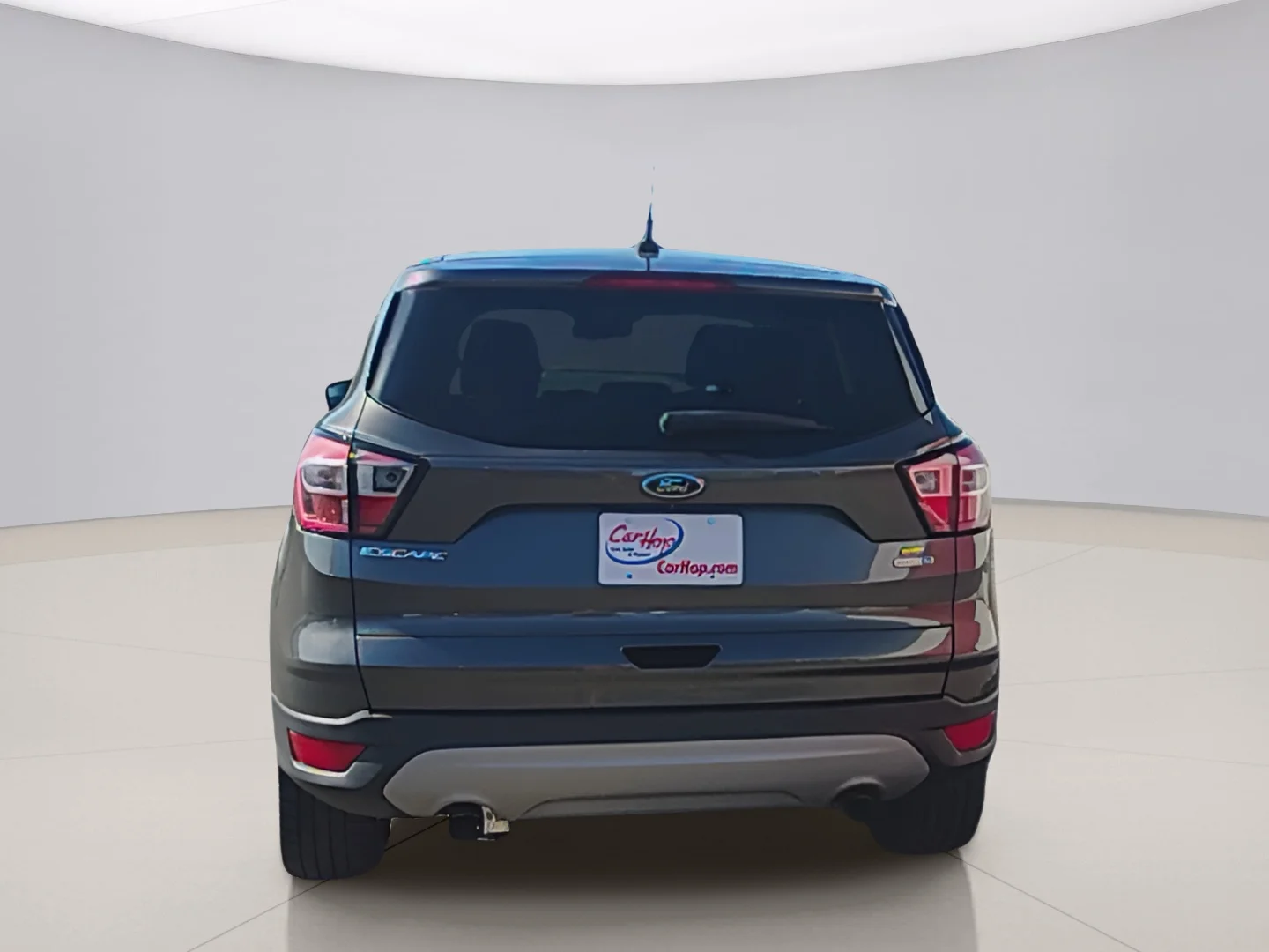 Used 2017 Gray Ford SE 4WD image 4