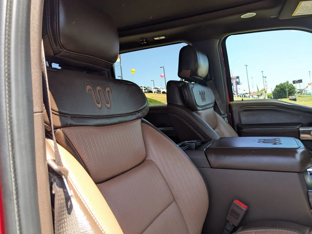 Used 2024  Ford King Ranch image 28