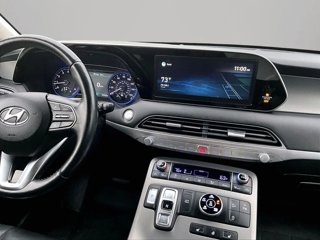 Used 2022 Black Hyundai SEL image 7