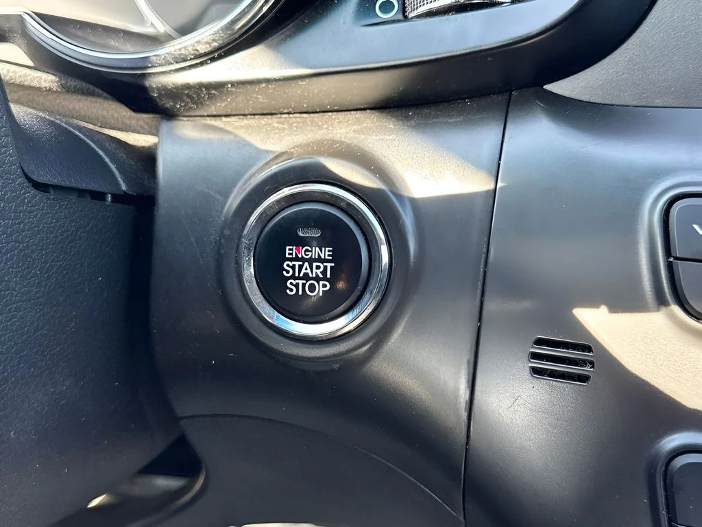 Used 2013 Silver Kia SX image 30