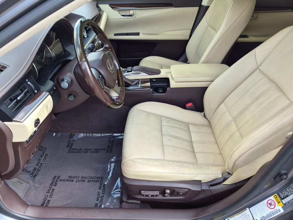 Used 2016 Gray Lexus 350 image 16
