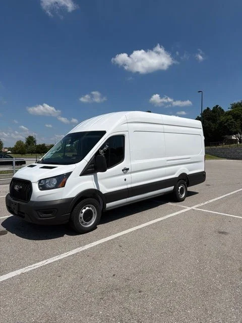 New 2026 Oxford White Ford Cargo Van image 3
