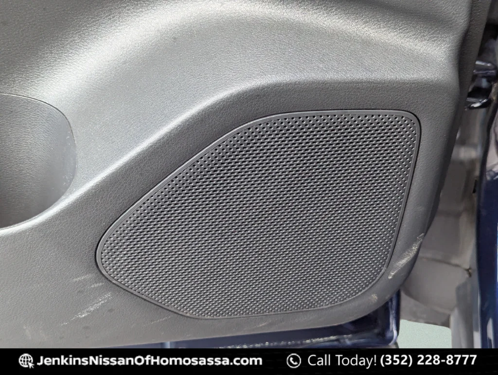 Used 2025 Blue Nissan SV image 30