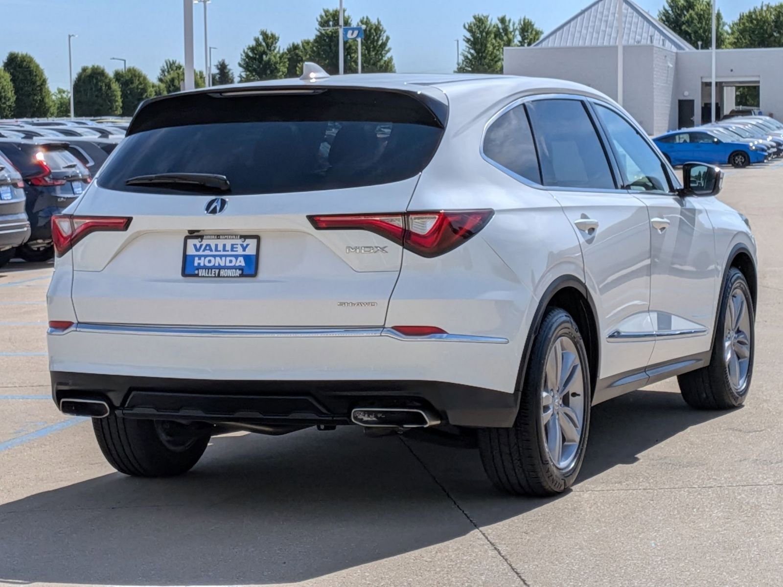 Used 2023 Platinum White Pearl Acura SH-AWD image 6