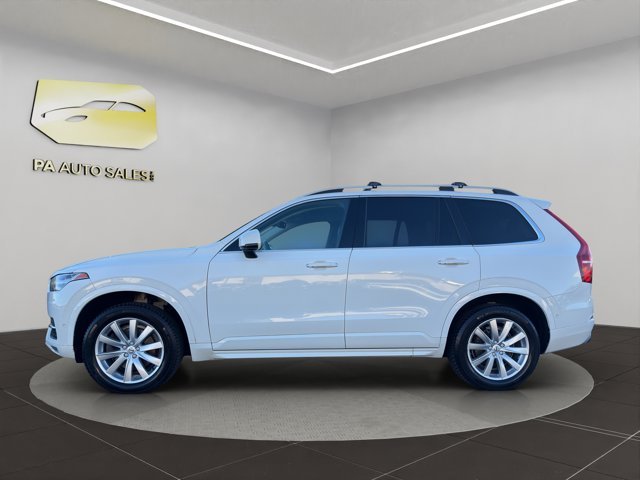 2018 Volvo XC90 Momentum photo 4