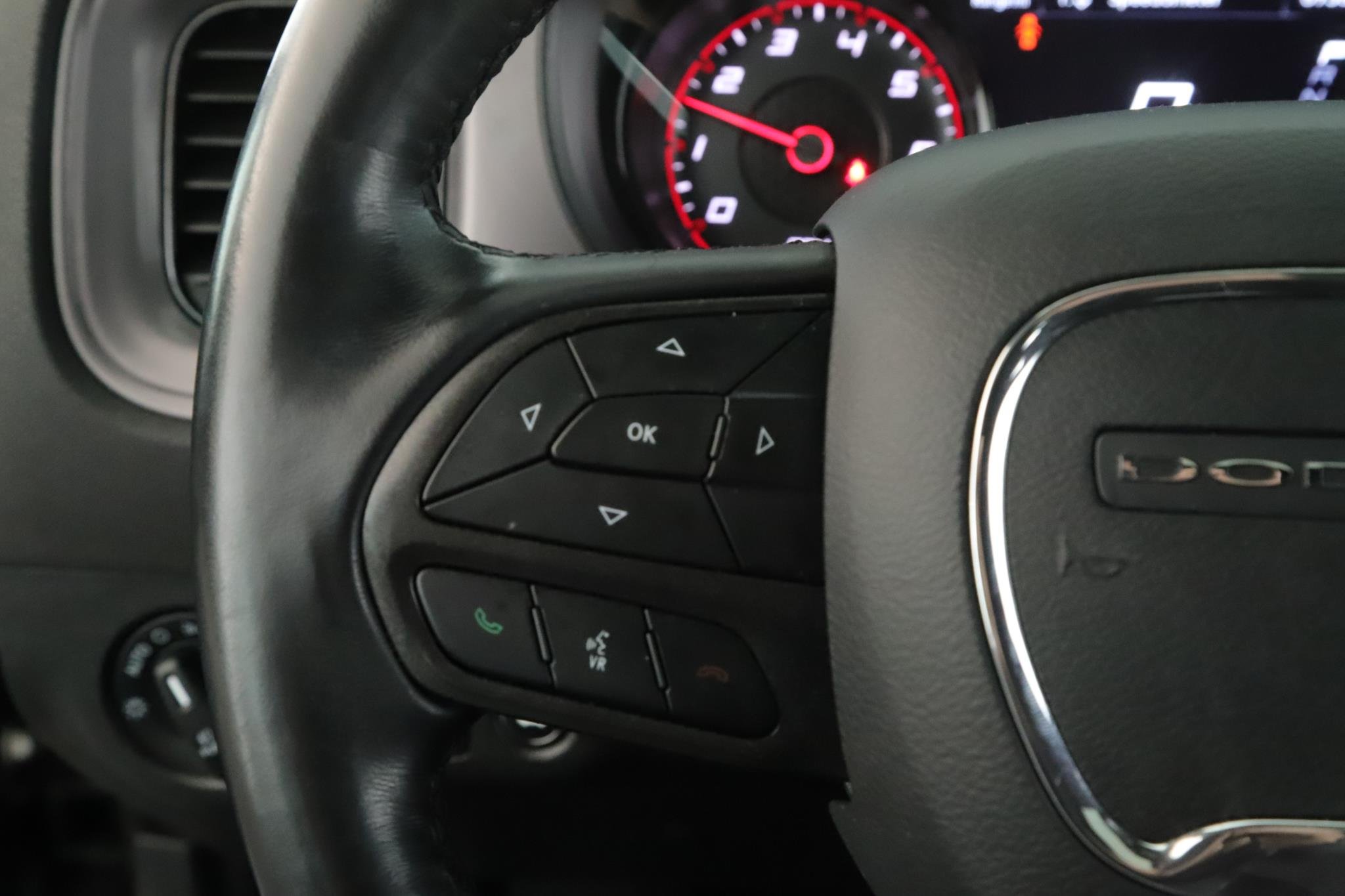 Used 2023 Pitch Black Clearcoat Dodge SXT AWD image 11