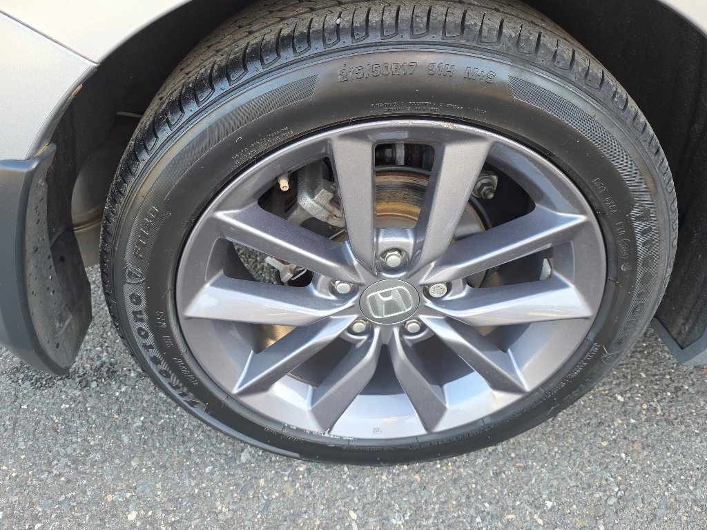 Certified Used 2020 Sonic Gray Pearl Honda EX image 28