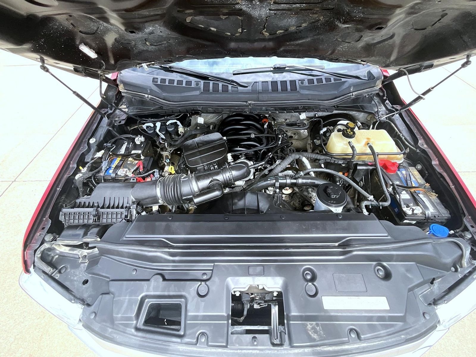 Used 2020 Gray Ford Lariat image 26