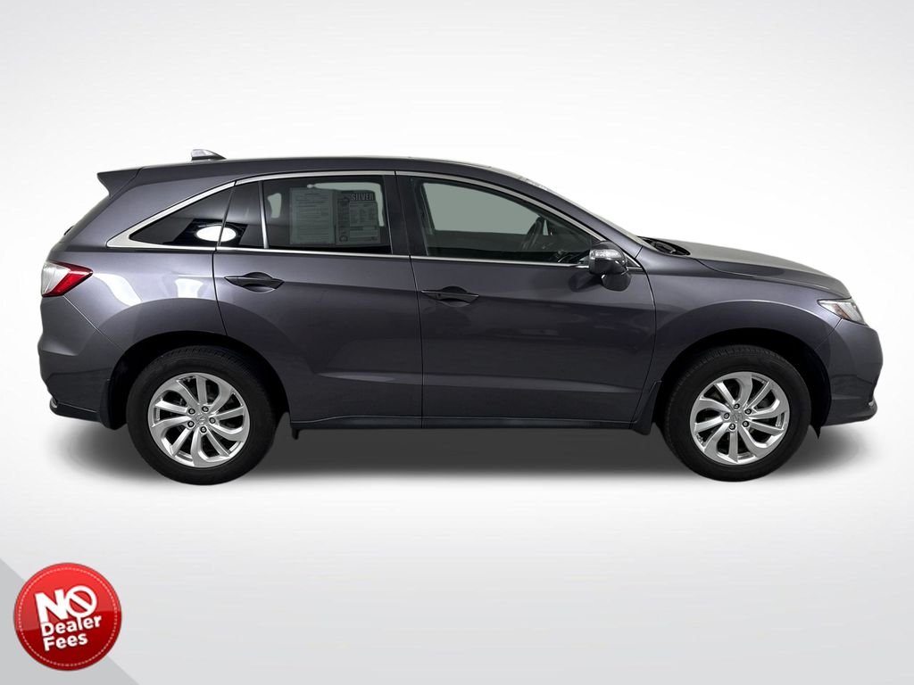 Used 2018  Acura Technology Package image 2