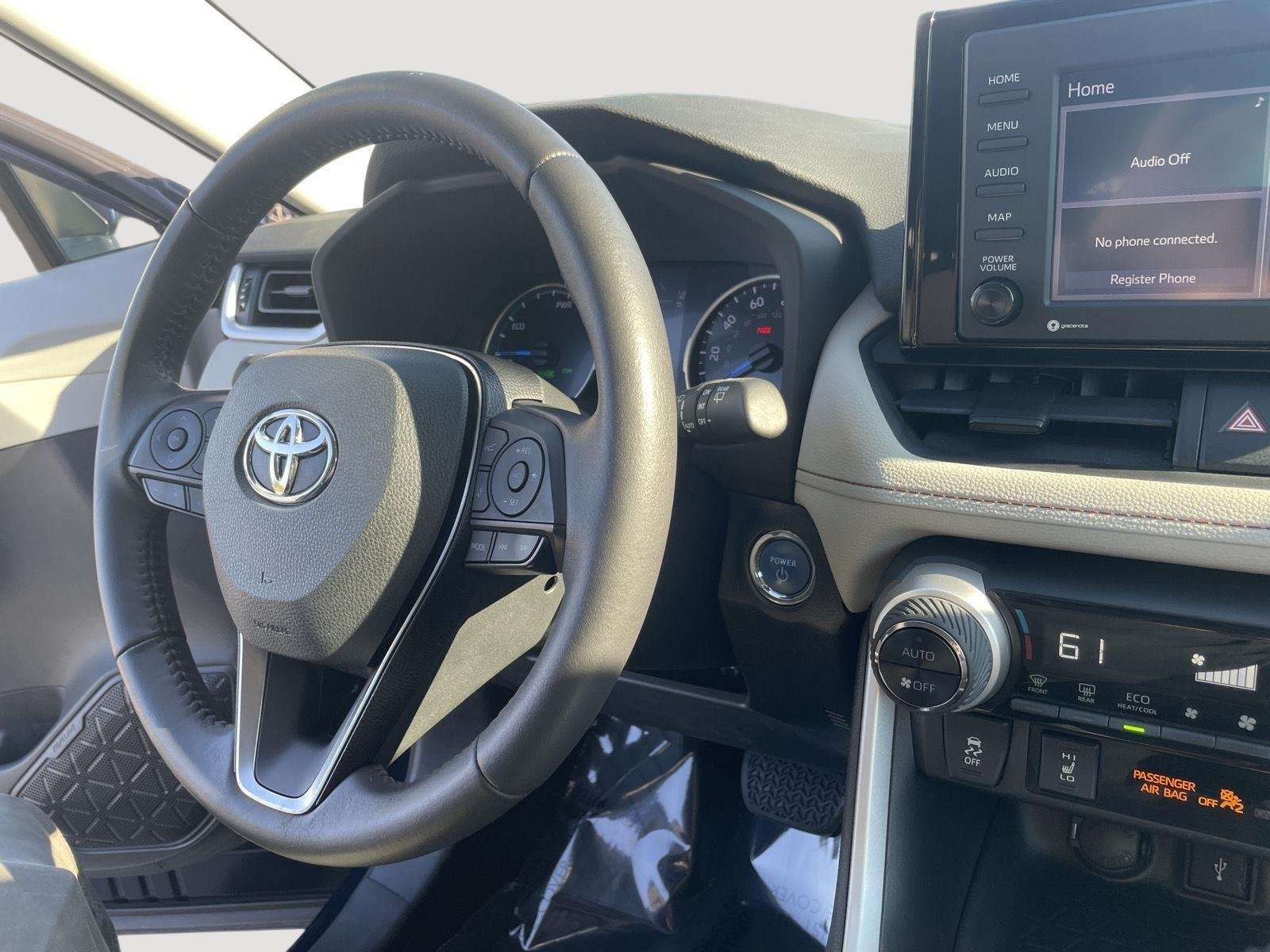 Used 2020 Blueprint Toyota Hybrid XLE image 26