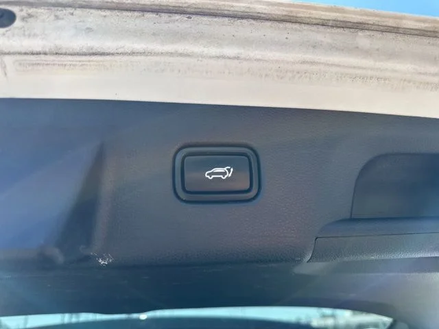 Used 2024 White Hyundai Calligraphy Night Edition image 17