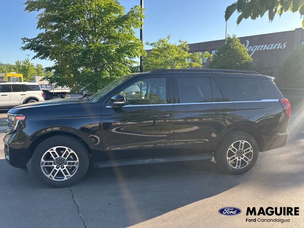 Used 2025 Black Ford Active image 7