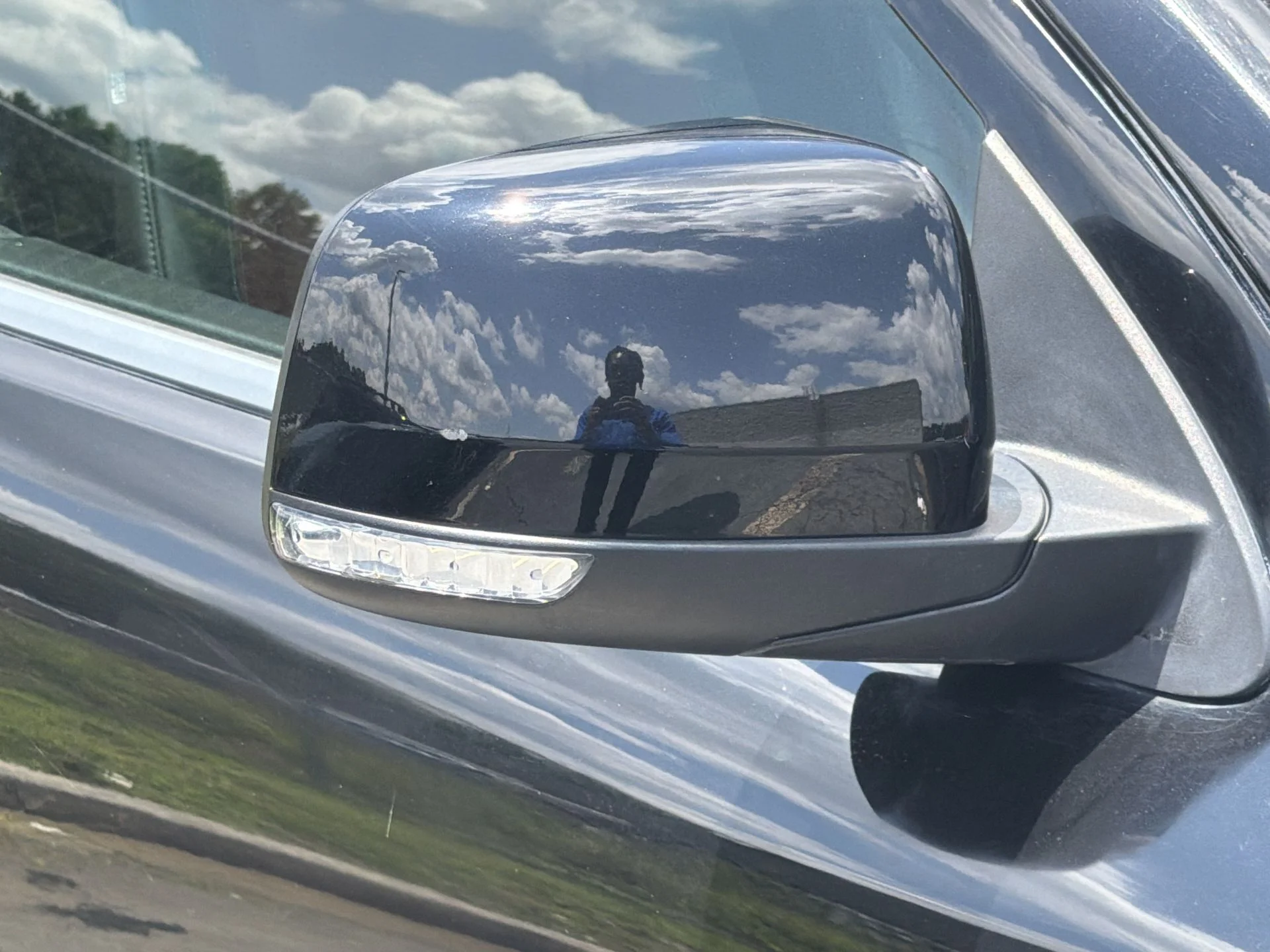 Used 2022 DB Black Crystal Clearcoat Dodge R/T image 8