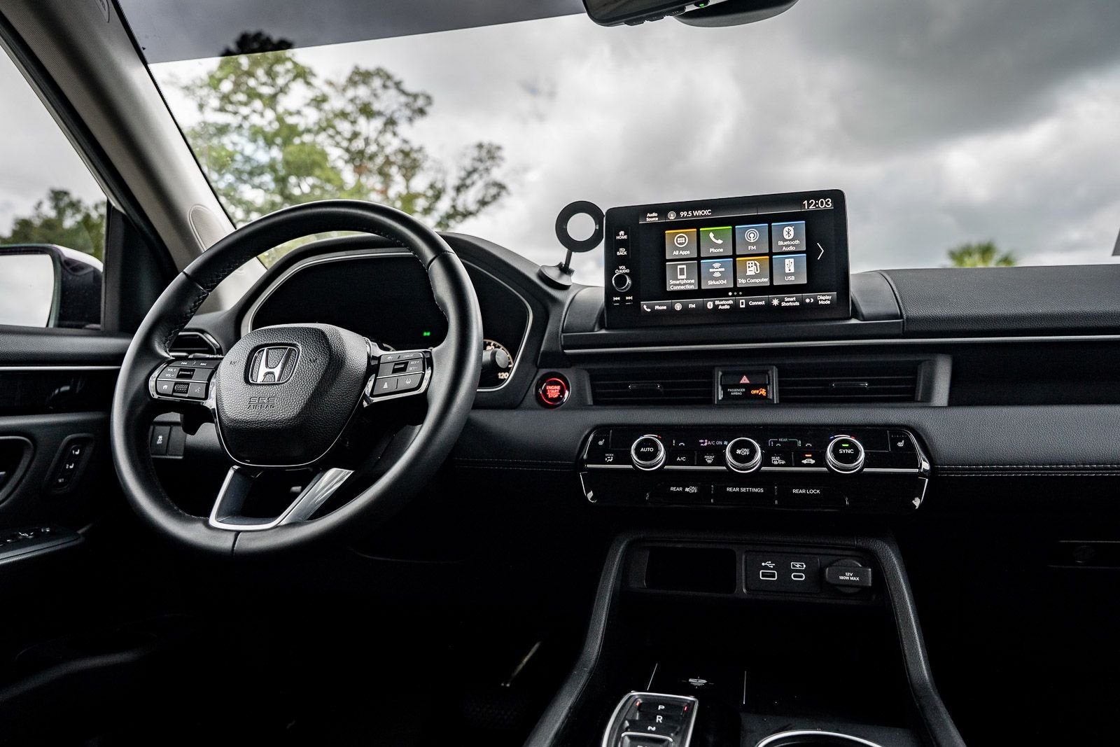 Used 2025  Honda EX-L image 31