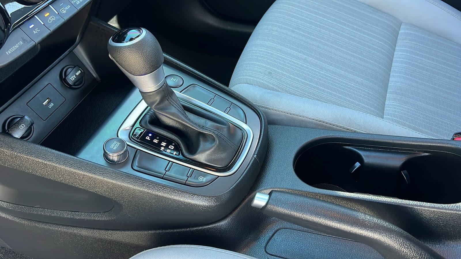 Certified Used 2023 Ecotronic Gray Hyundai SEL image 13