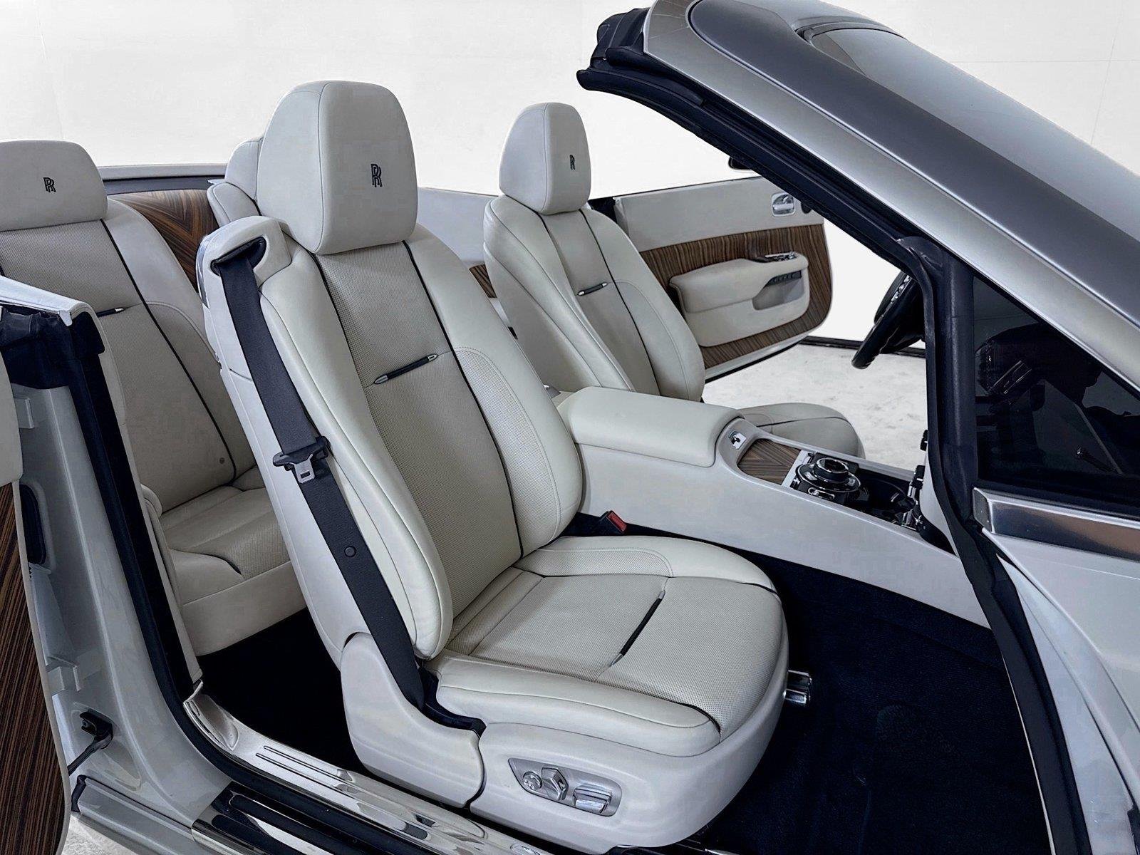 Used 2016 English White Rolls-Royce  image 32