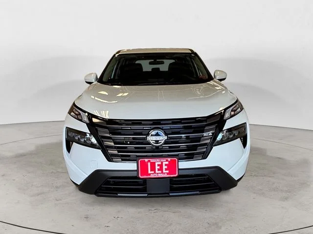 New 2026 White Nissan SV image 9