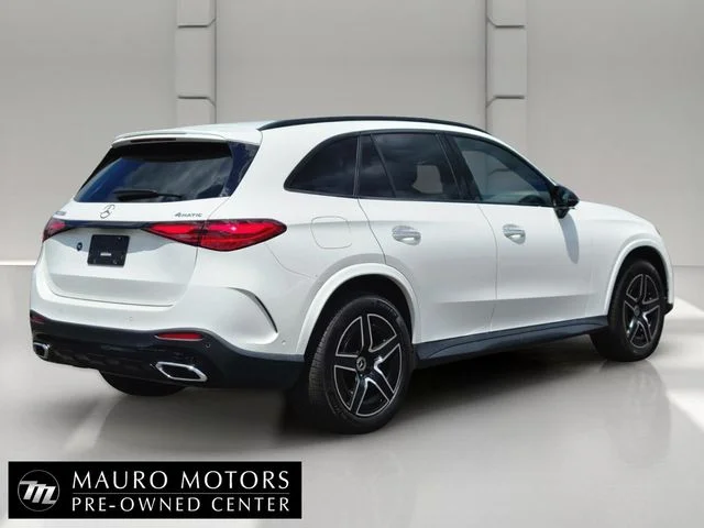 Used 2023 White Mercedes-Benz GLC 300 image 4