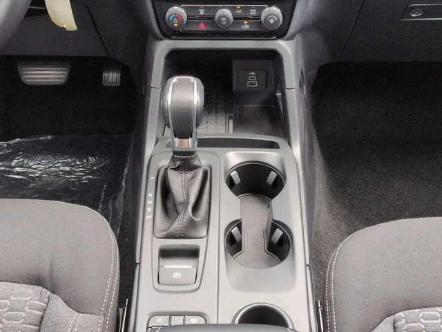 New 2026 Shadow Black Ford XLT image 19
