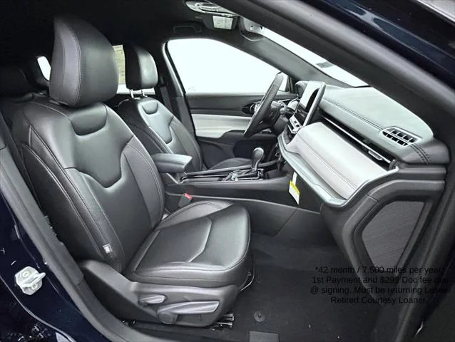New 2026 Fathom Blue Pearl-Coat Exterior Paint Jeep Limited image 15