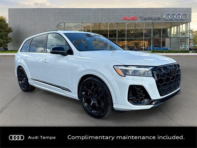2026 Audi SQ7 Premium Plus